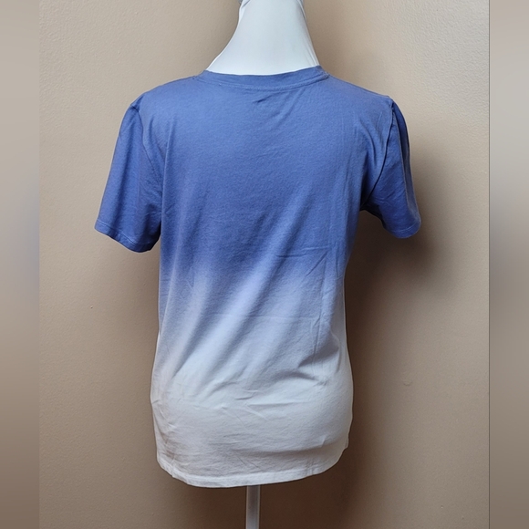 Hollister Graphic Tee - Picture 3 of 5